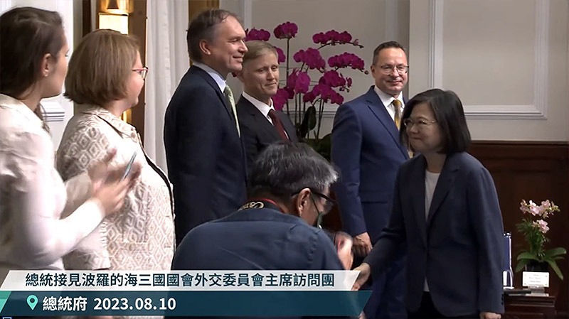 Bertemu dengan 3 Pemimpin Negara Baltik, Presiden Tsai Harap Taiwan Sertai 3 Pusat Kecemerlangan NATO