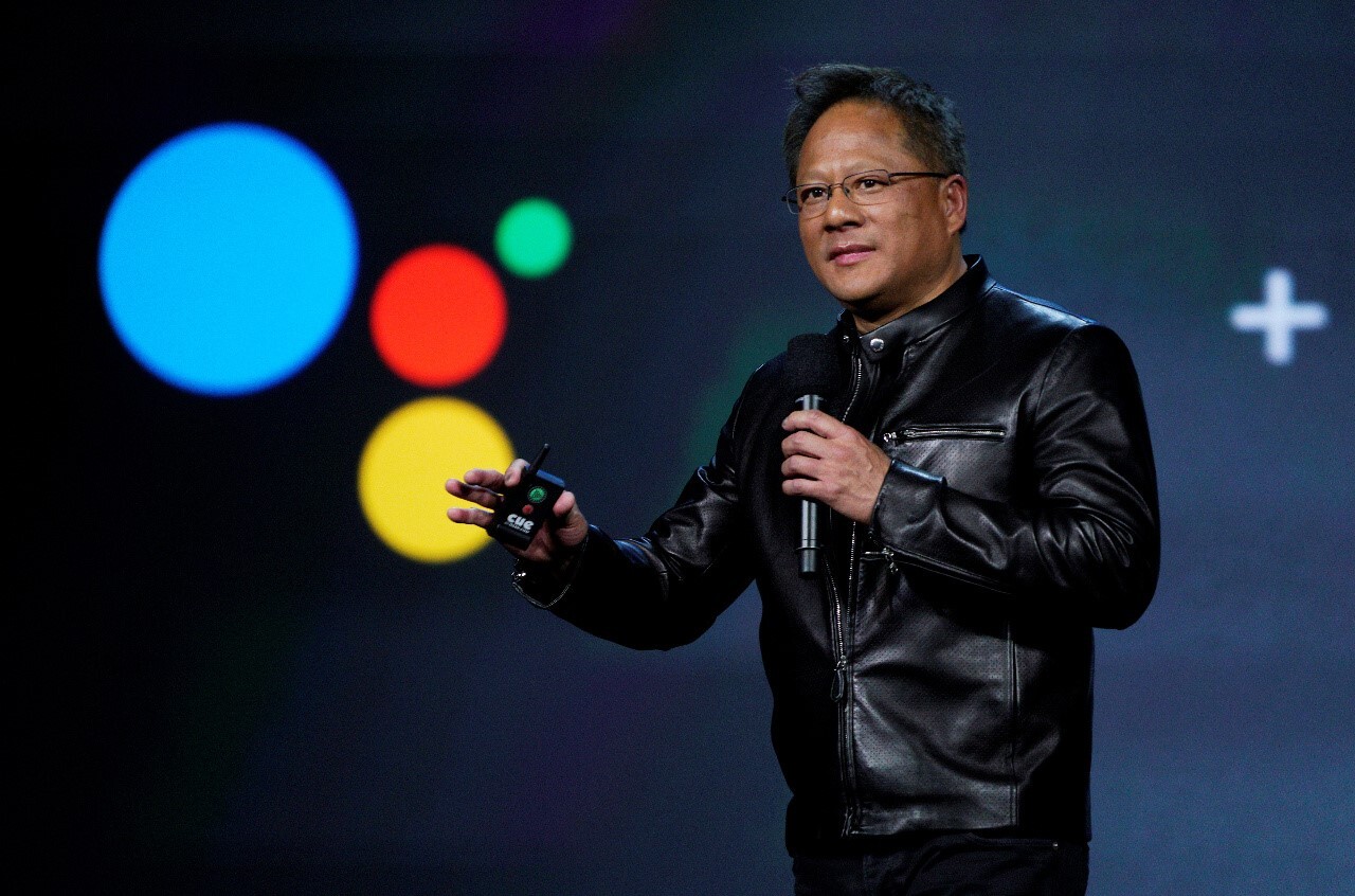 Jensen Huang (黃仁勳) ke Jakarta untuk memberi ceramah, Presiden Indonesia Prabowo menyambutnya melalui panggilan telefon.